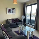 Two Bed Flat White Star Place